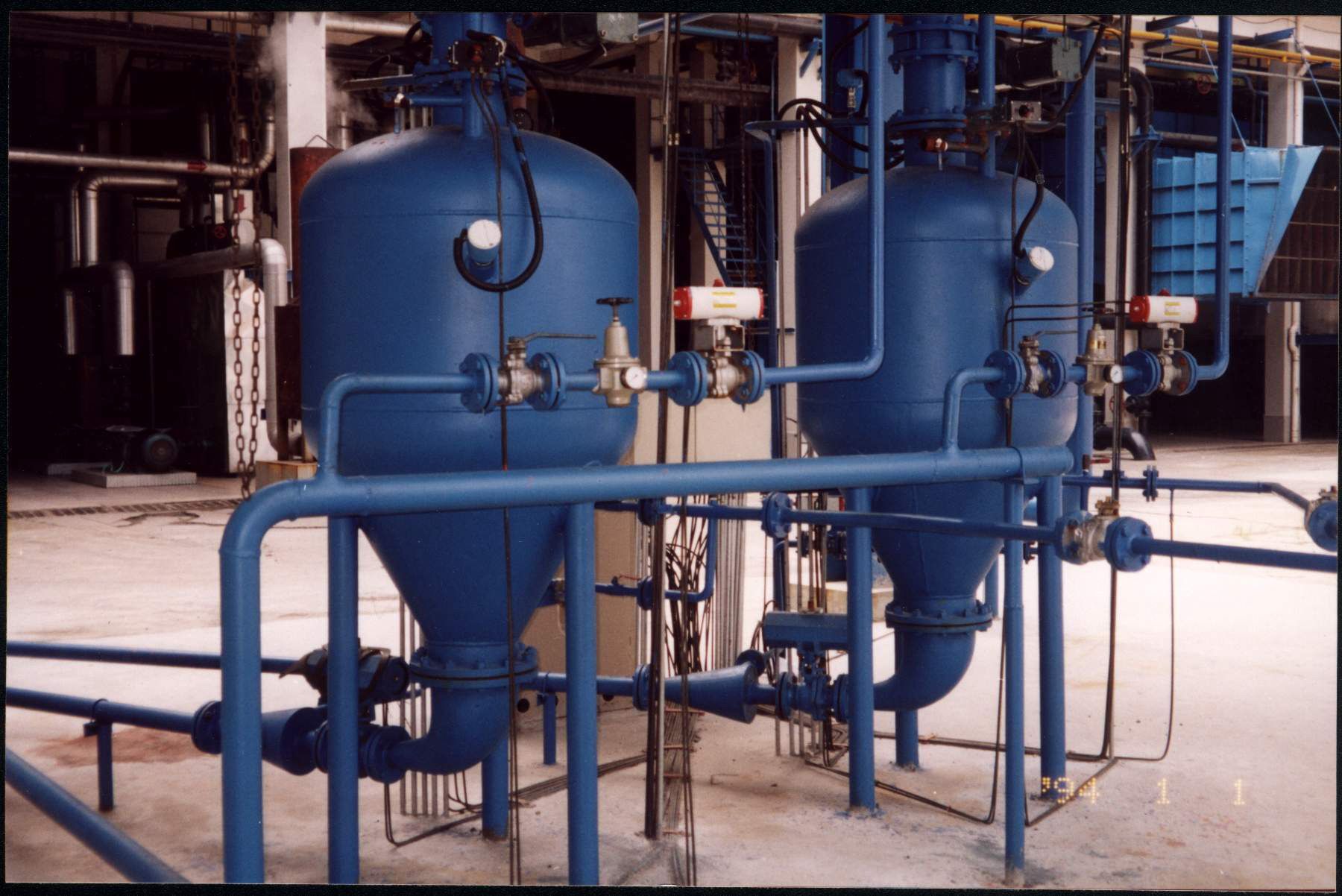 廣州電廠(chǎng)石灰石正壓密相氣力輸送雙倉(cāng)泵1-6號(hào)線(xiàn)